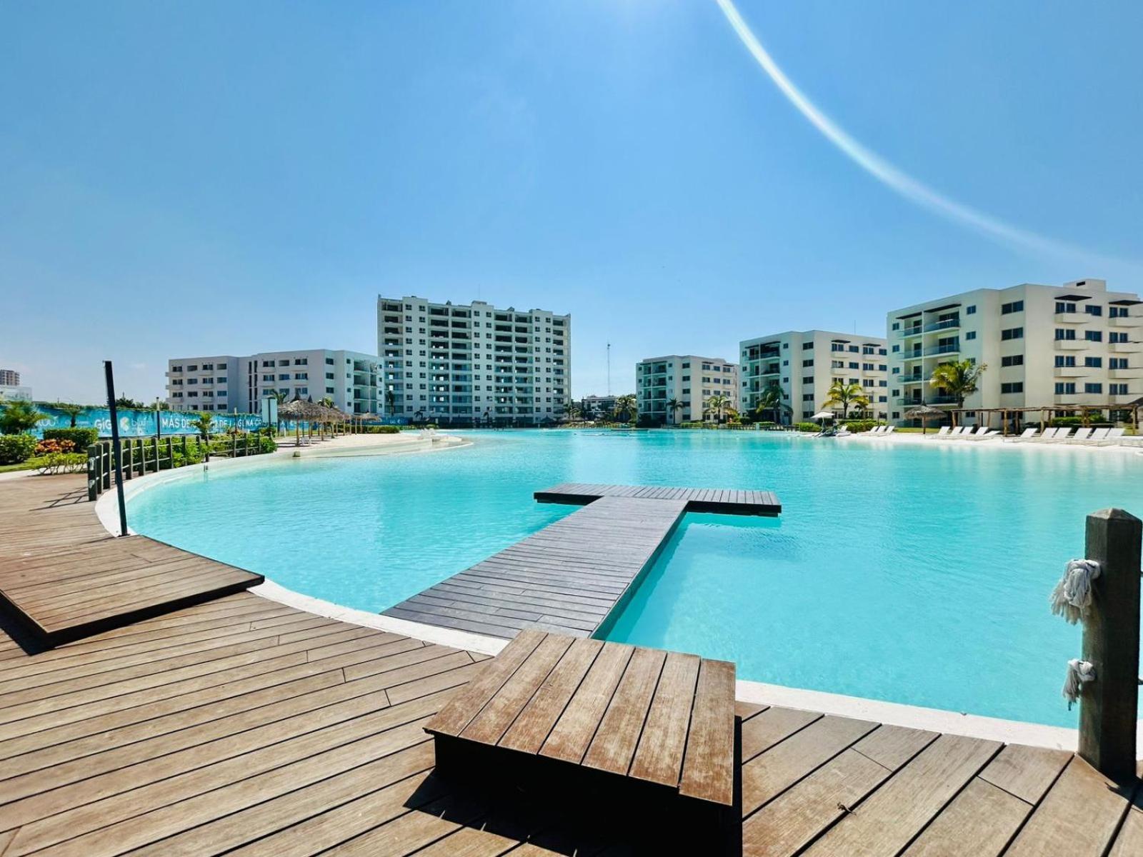 Bluu Lagoon - Depa Enorme Alberca Apartment *